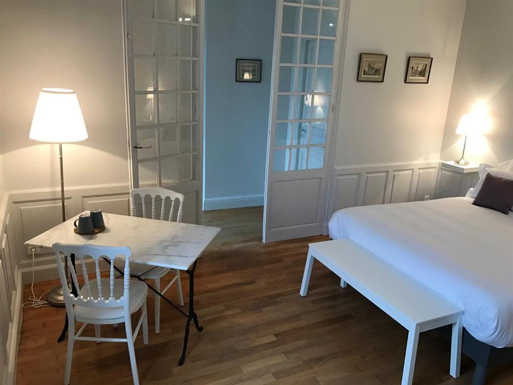 Villa Clément Sens Appart'Hotel Habitación foto